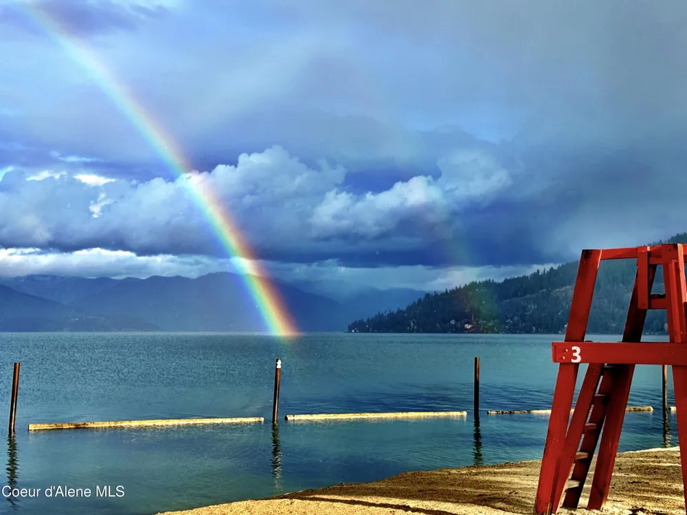 1808 Garfield Bay Road Sagle, ID 83860