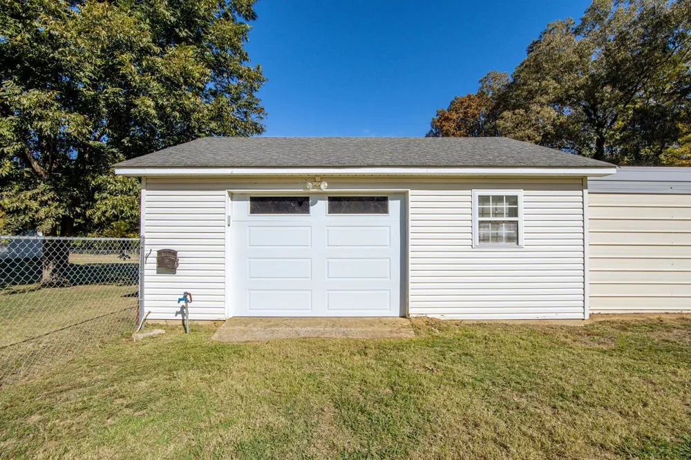 145 TOM WAY Savannah, TN 38372
