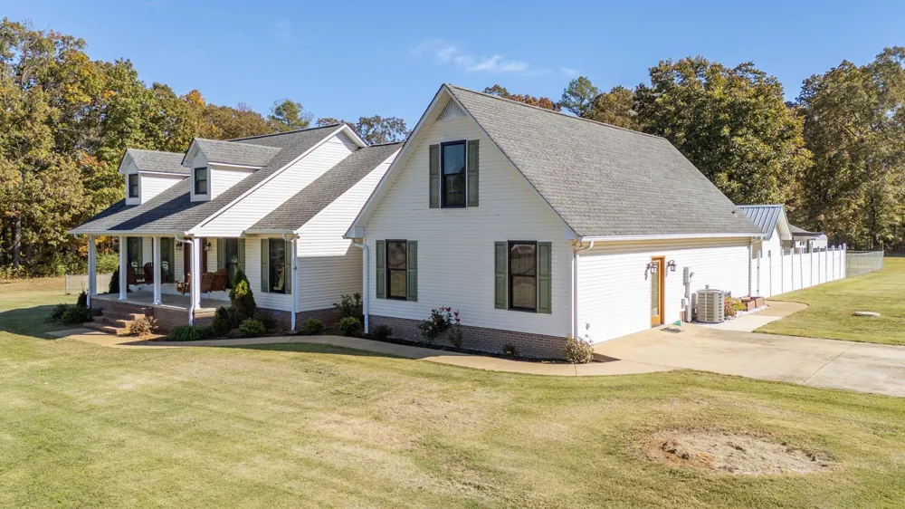 145 TOM WAY Savannah, TN 38372