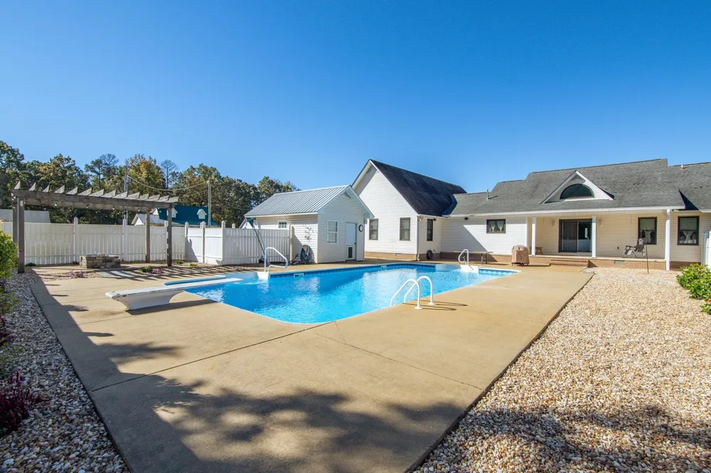 145 TOM WAY Savannah, TN 38372