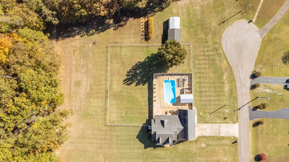 145 TOM WAY Savannah, TN 38372