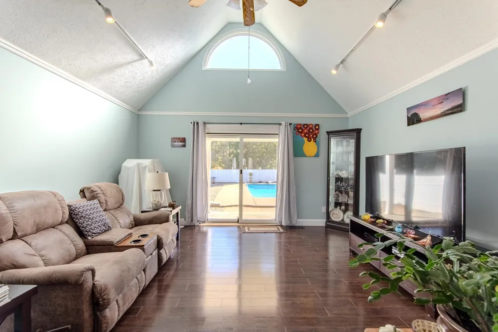 145 TOM WAY Savannah, TN 38372