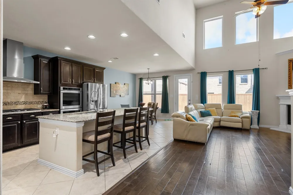7280 Cana Grand Prairie, TX 75054