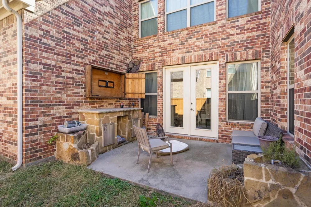 7280 Cana Grand Prairie, TX 75054