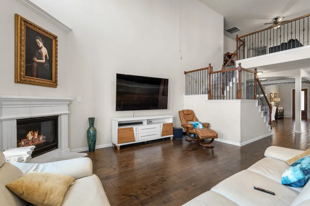 7280 Cana Grand Prairie, TX 75054