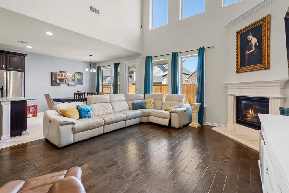 7280 Cana Grand Prairie, TX 75054