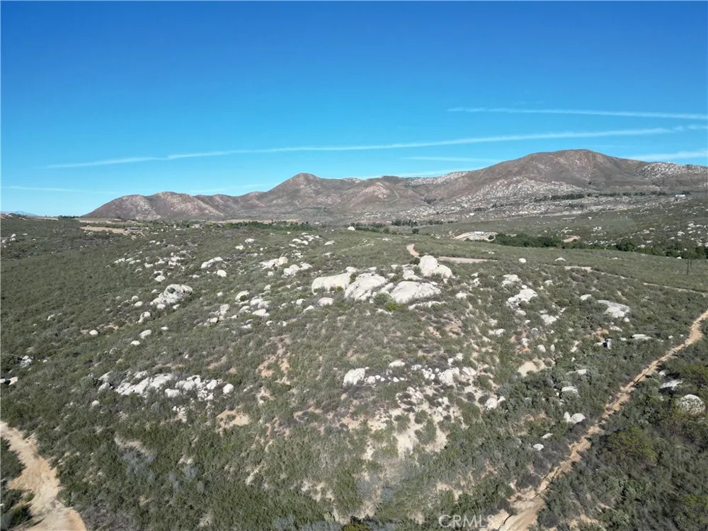 E Benton Rd Hemet, CA 92544