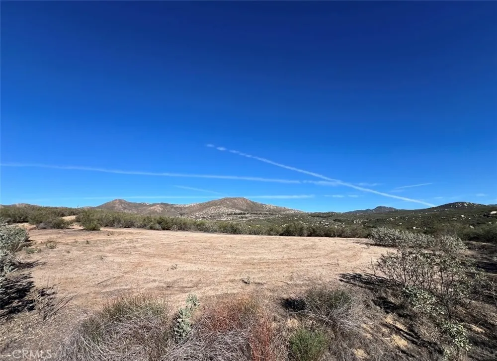 E Benton Rd Hemet, CA 92544