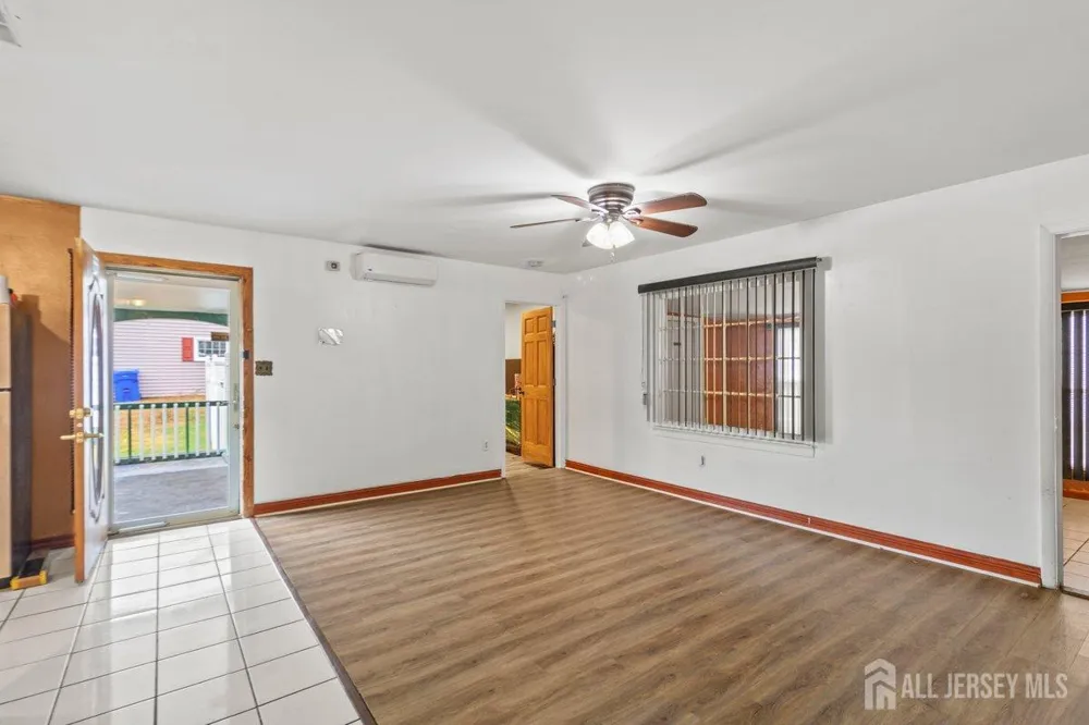 74 Beaverdale Lane Willingboro, NJ 08046