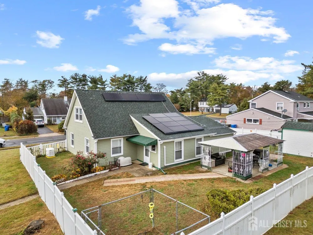 74 Beaverdale Lane Willingboro, NJ 08046