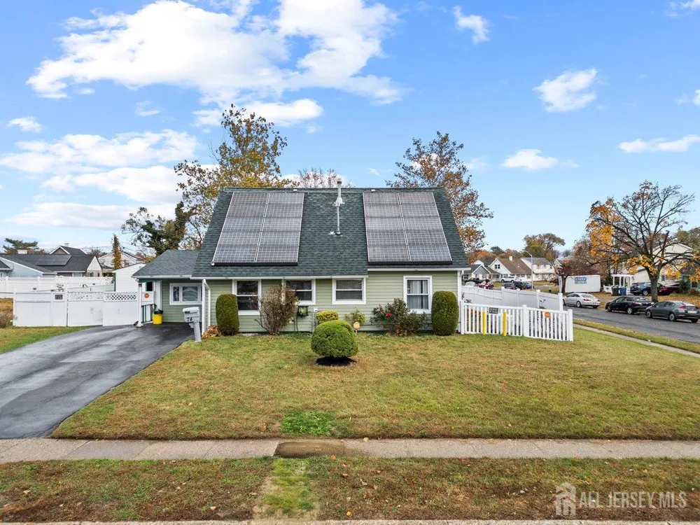 74 Beaverdale Lane Willingboro, NJ 08046