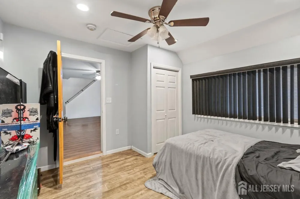 74 Beaverdale Lane Willingboro, NJ 08046