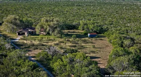 000 County Line Rd # 120