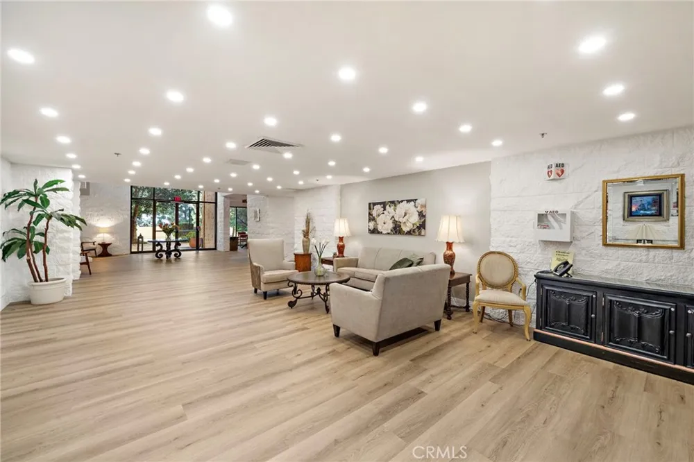 24055 Paseo Del Lago #413 Laguna Woods, CA 92637