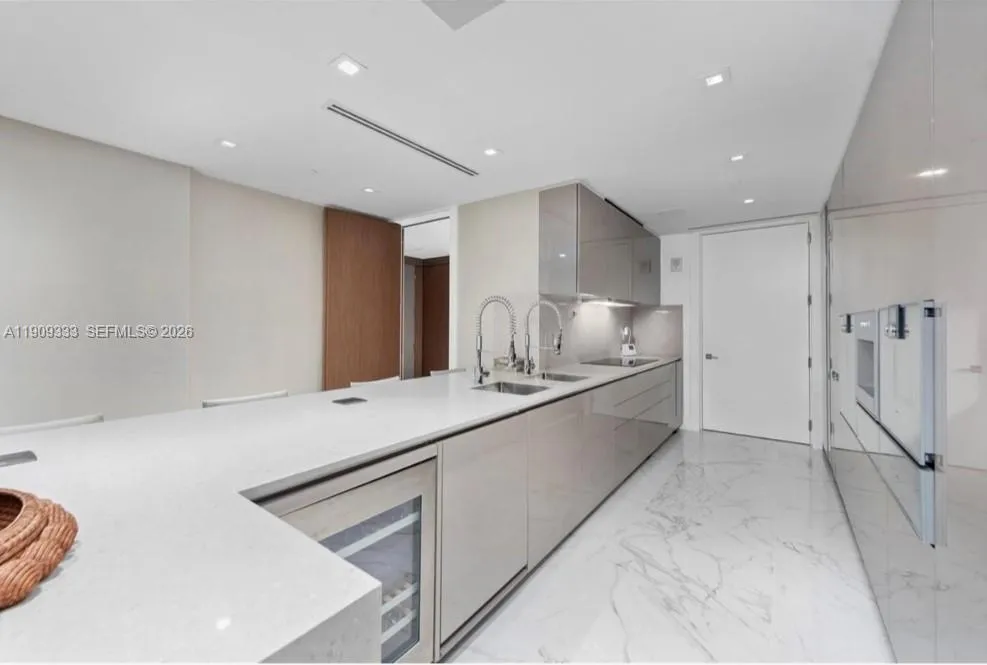 9349 Collins Ave #304 Surfside, FL 33154