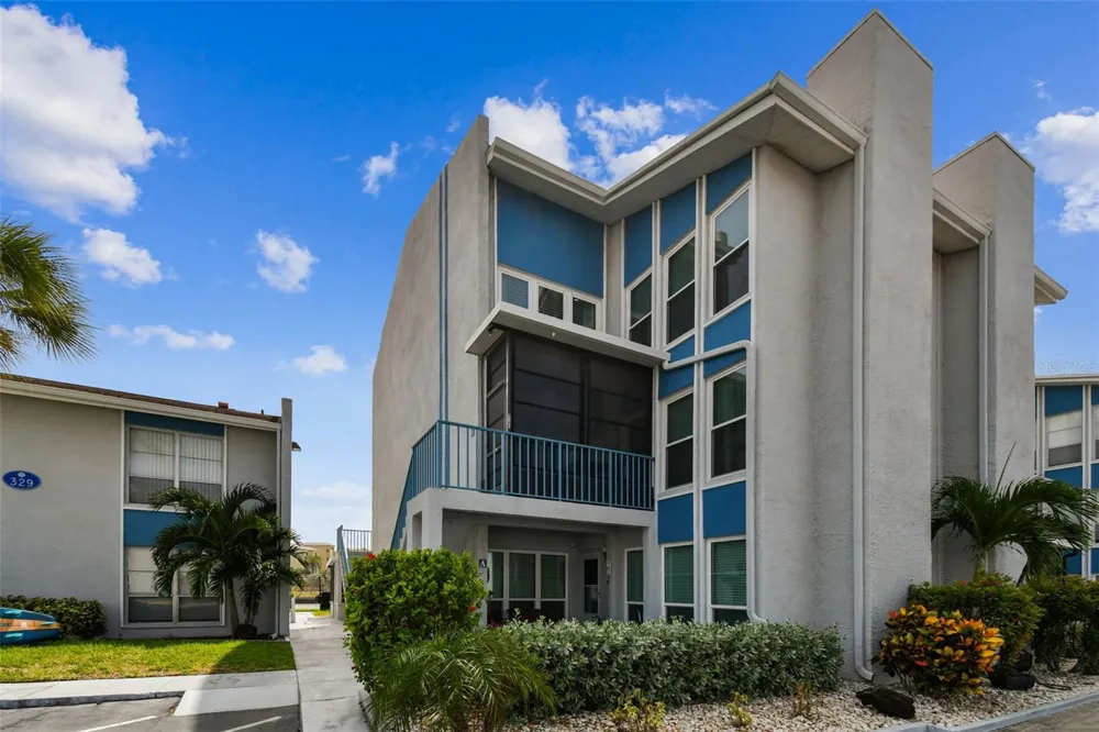 315 MEDALLION BOULEVARD #E Madeira Beach, FL 33708
