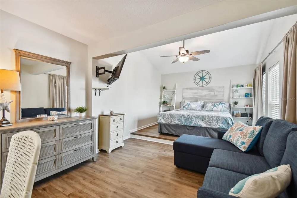 315 MEDALLION BOULEVARD #E Madeira Beach, FL 33708