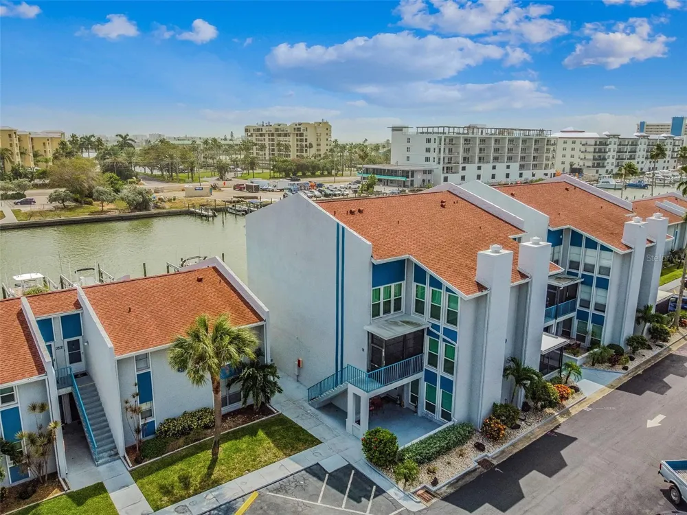 315 MEDALLION BOULEVARD #E Madeira Beach, FL 33708