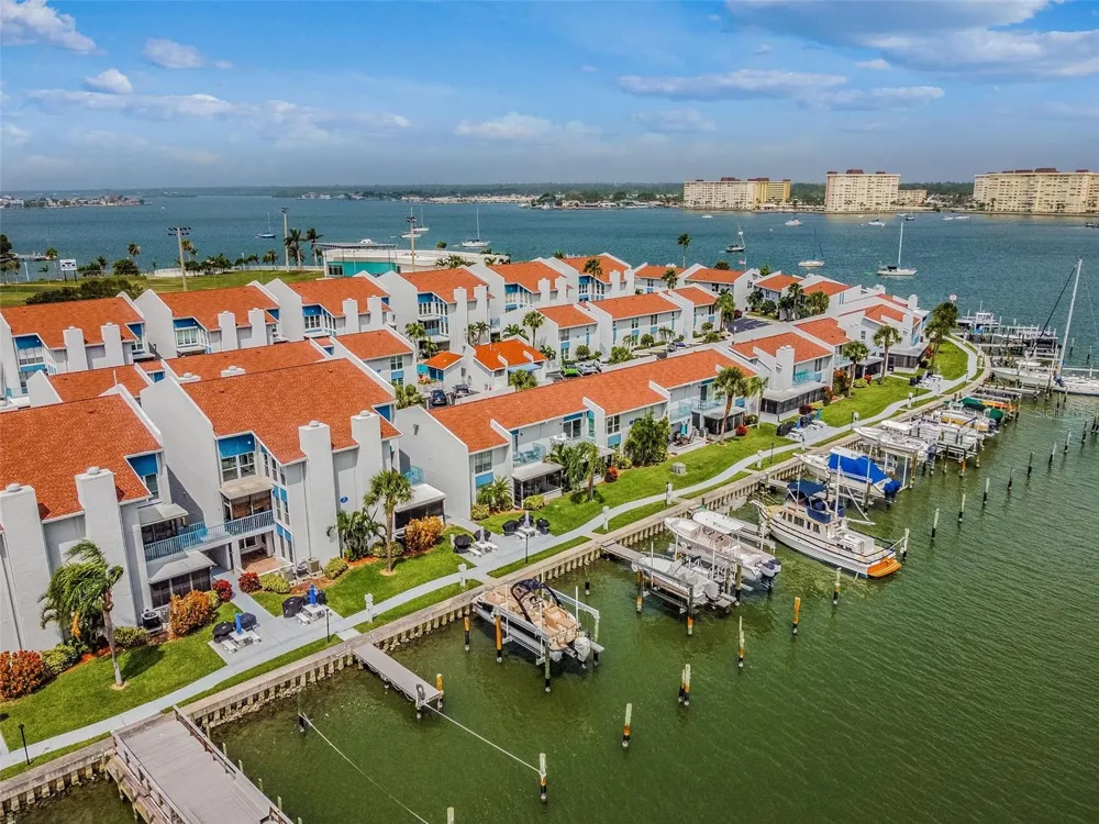 315 MEDALLION BOULEVARD #E Madeira Beach, FL 33708