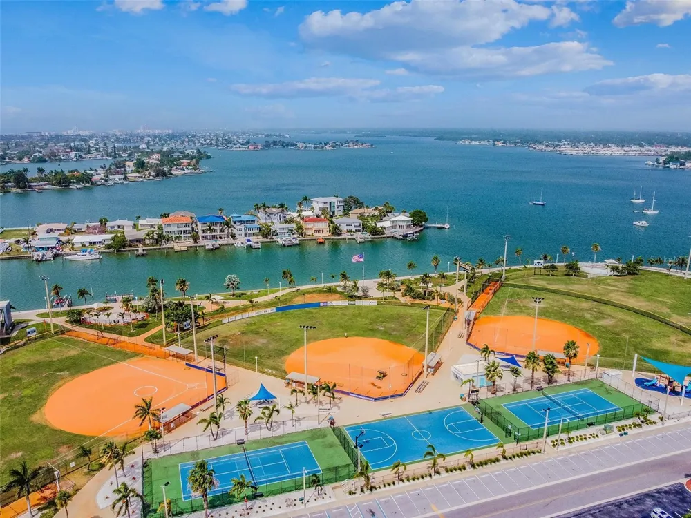 315 MEDALLION BOULEVARD #E Madeira Beach, FL 33708