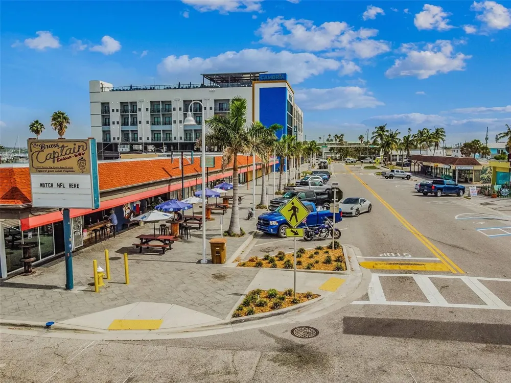 315 MEDALLION BOULEVARD #E Madeira Beach, FL 33708