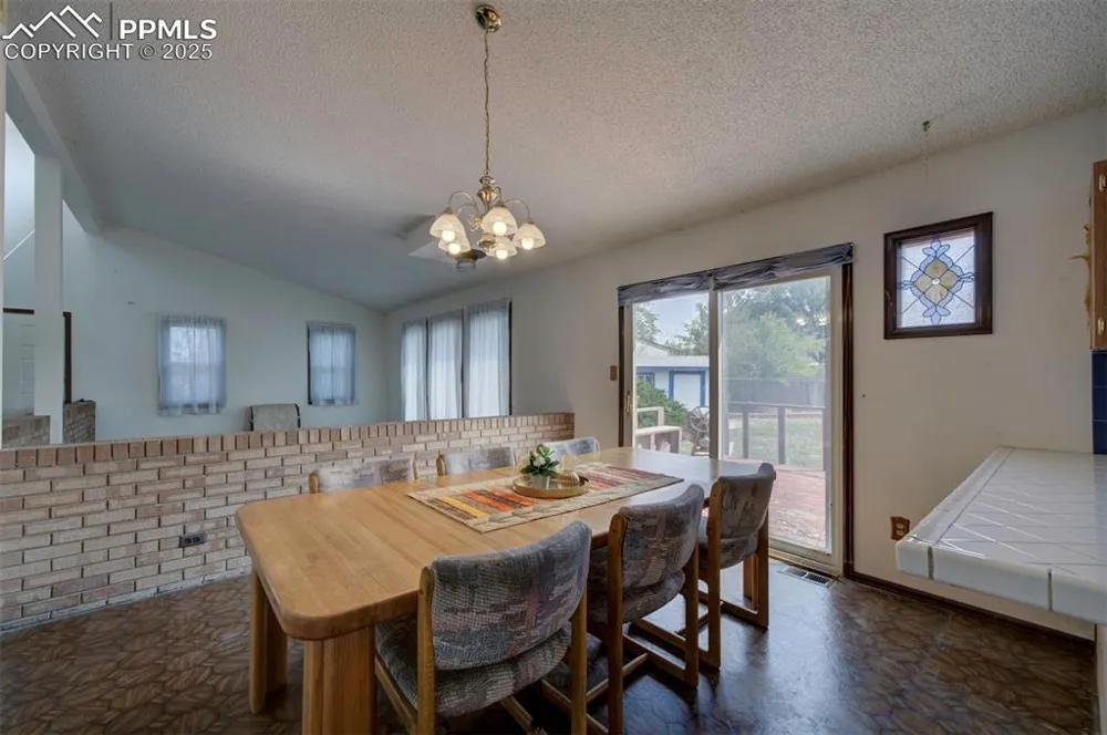 14 Crested Hill Court Pueblo, CO 81008