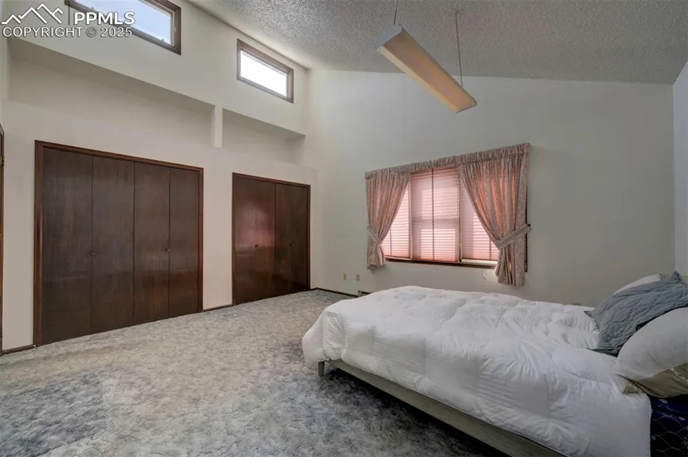 14 Crested Hill Court Pueblo, CO 81008