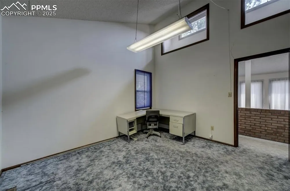 14 Crested Hill Court Pueblo, CO 81008