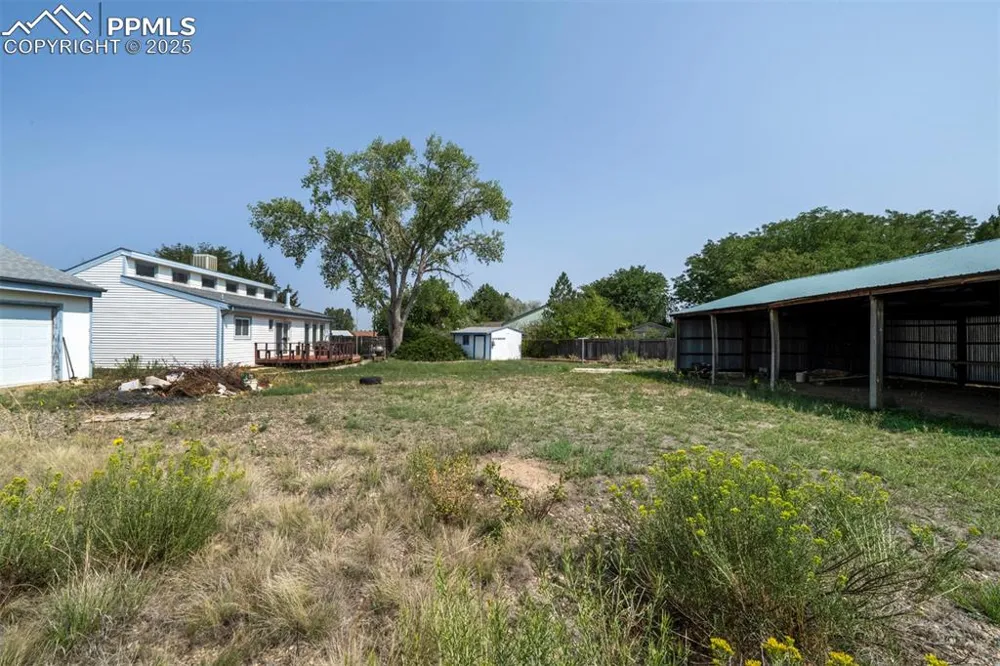 14 Crested Hill Court Pueblo, CO 81008