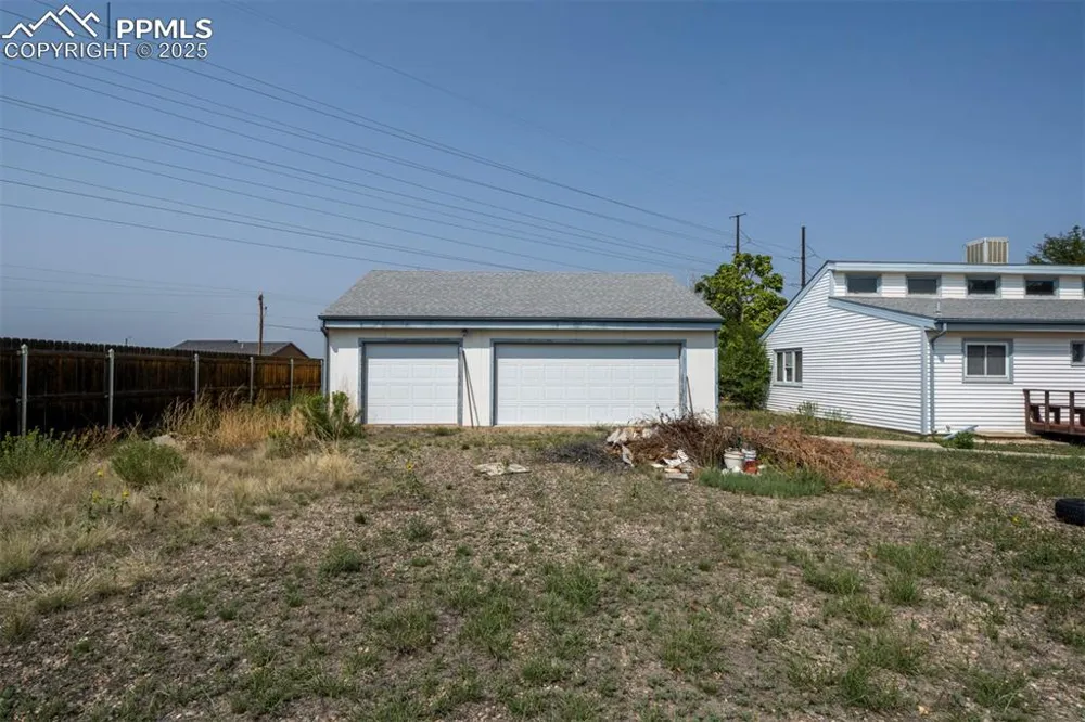 14 Crested Hill Court Pueblo, CO 81008