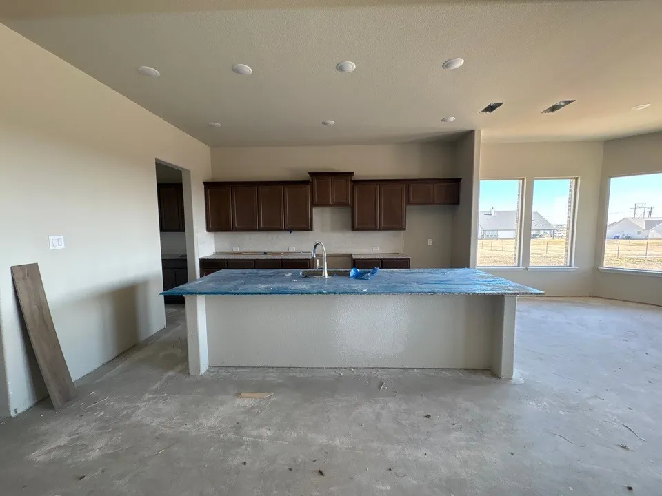 930 County Road 200 Valley View, TX 76272