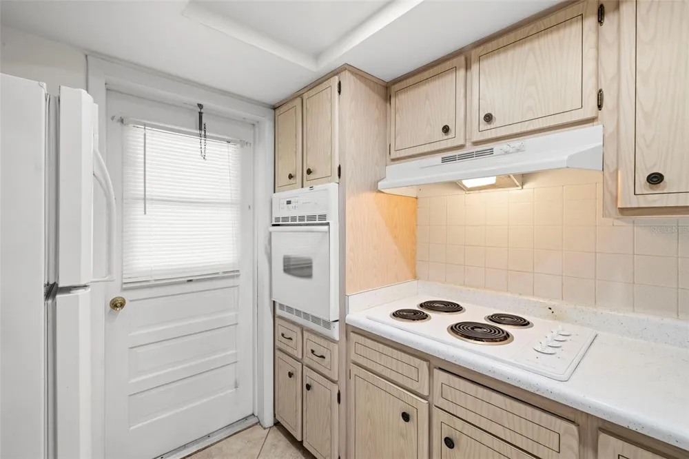 400 GLENNES LANE #206 Dunedin, FL 34698