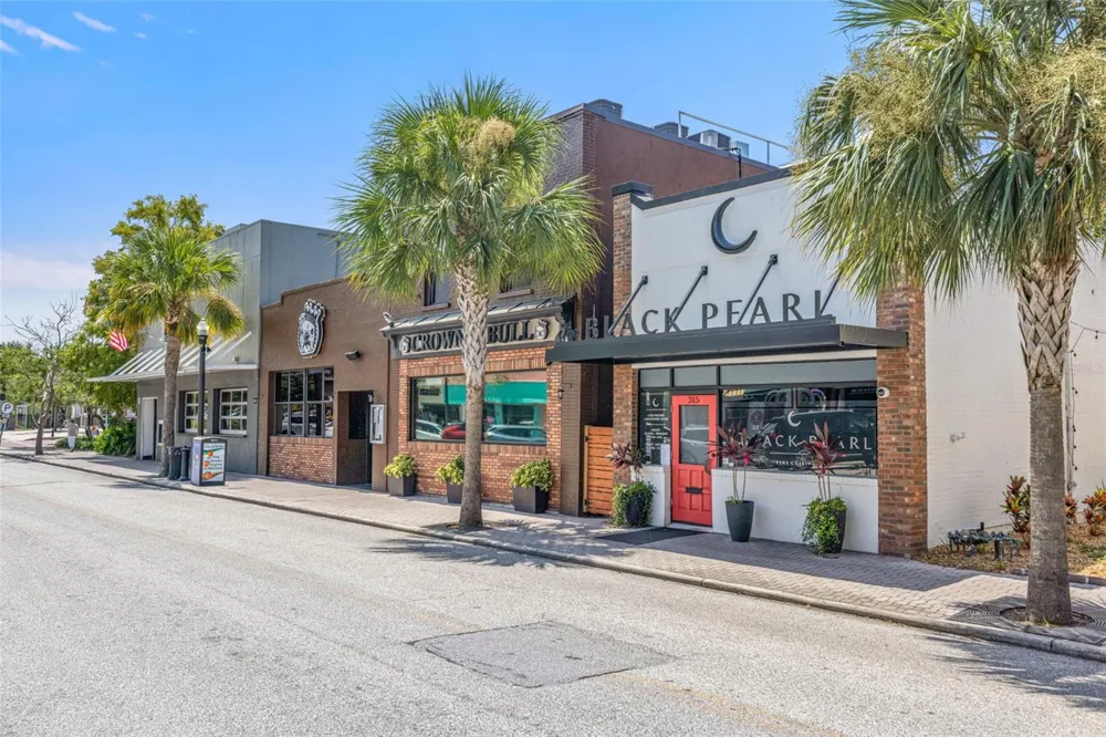 400 GLENNES LANE #206 Dunedin, FL 34698