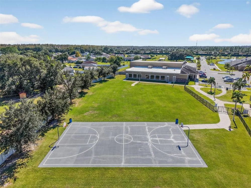 1417 SEBRING WAY Poinciana, FL 34759