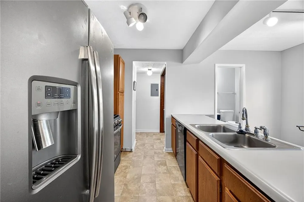 840 Brandy Oaks Lane Stone Mountain, GA 30088