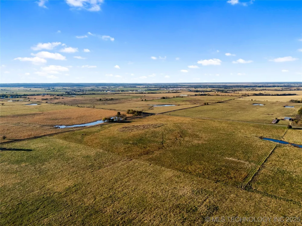 6 E 330 ROAD Big Cabin, OK 74332
