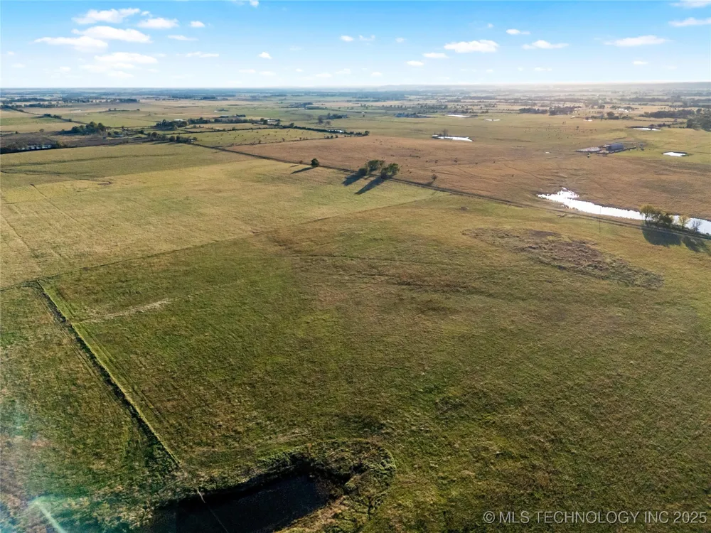 6 E 330 ROAD Big Cabin, OK 74332