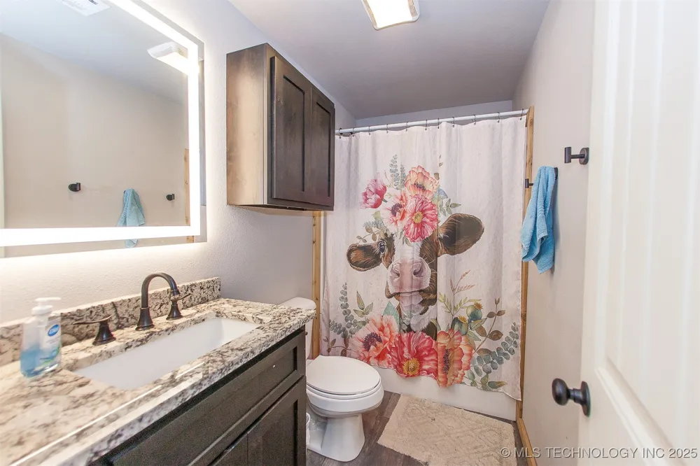 43681 W 71st Street S Jennings, OK 74038