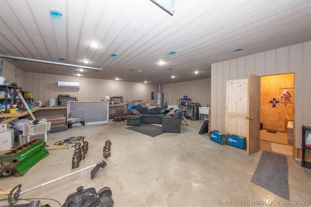 43681 W 71st Street S Jennings, OK 74038