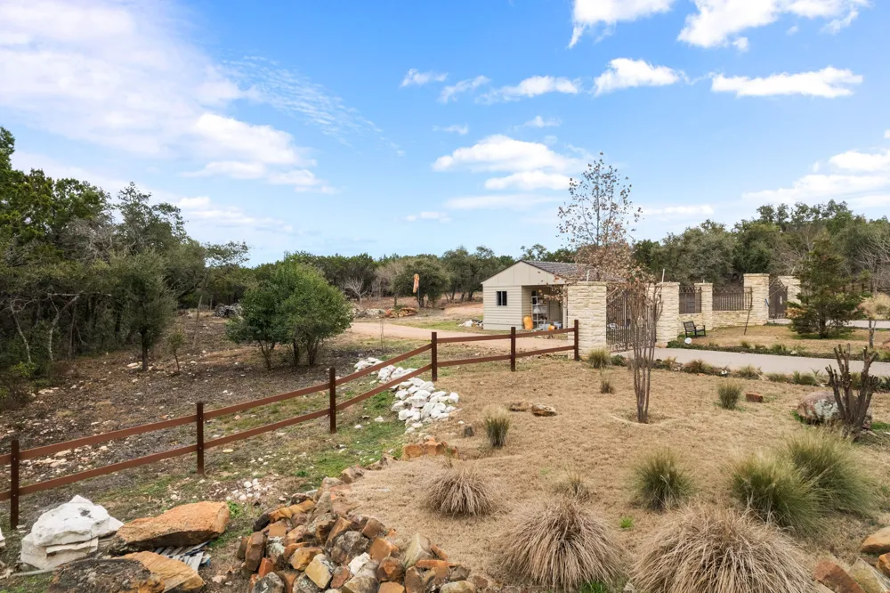 15900 Booth Circle Volente, TX 78641