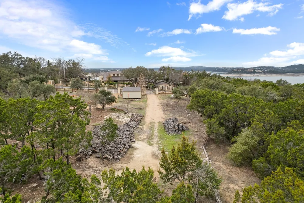 15900 Booth Circle Volente, TX 78641