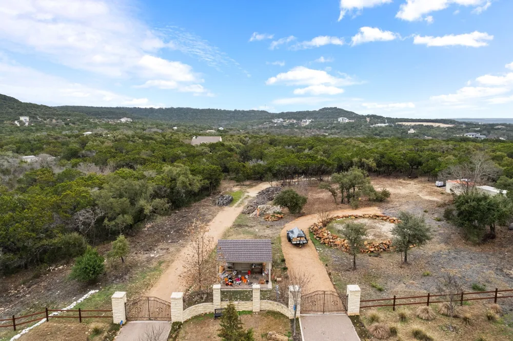 15902 Booth Circle Volente, TX 78641