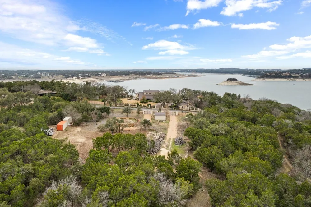 15902 Booth Circle Volente, TX 78641
