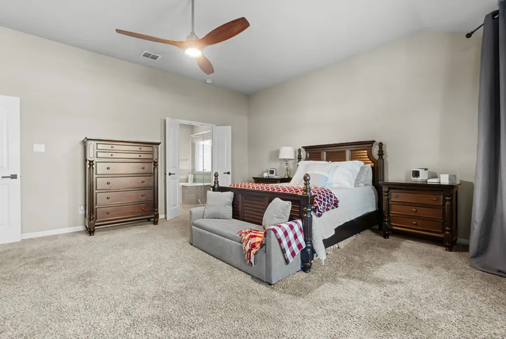 11921 Spoke Hollow Schertz, TX 78154