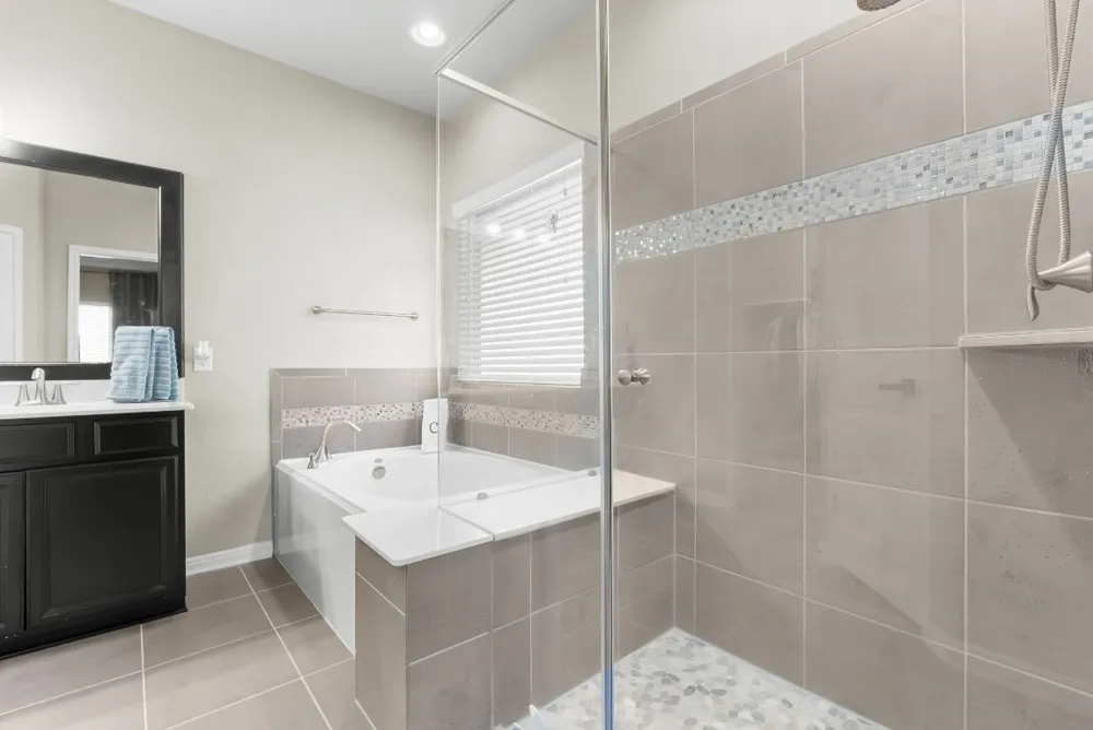 11921 Spoke Hollow Schertz, TX 78154