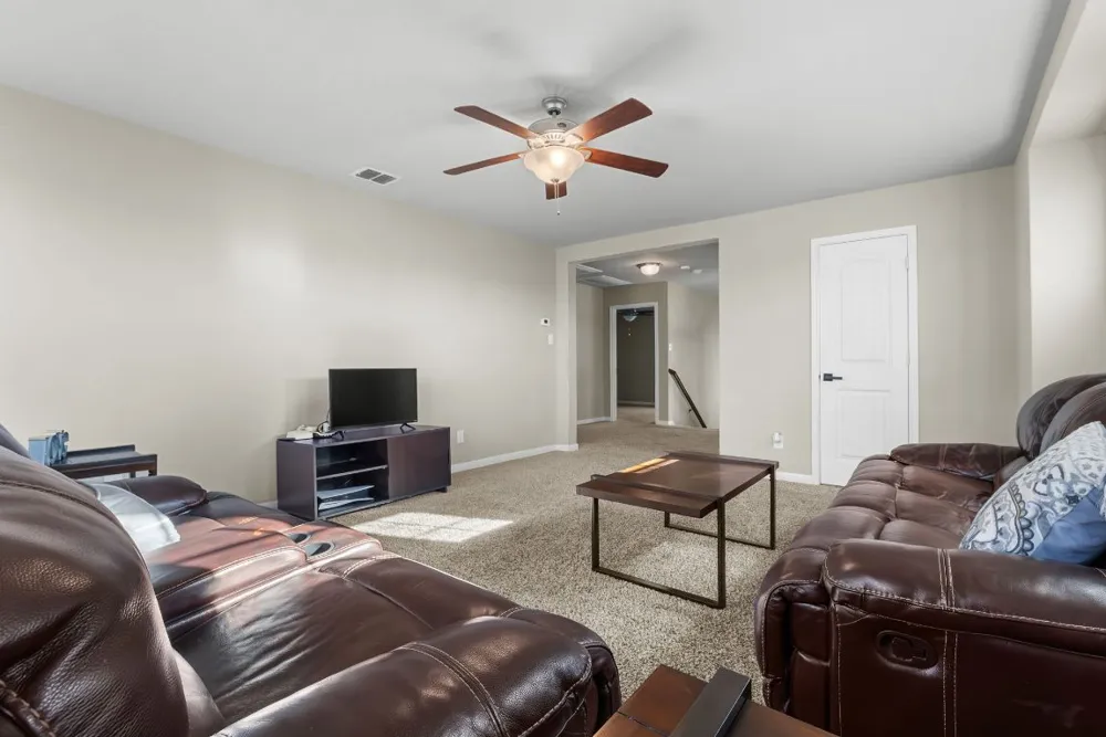 11921 Spoke Hollow Schertz, TX 78154