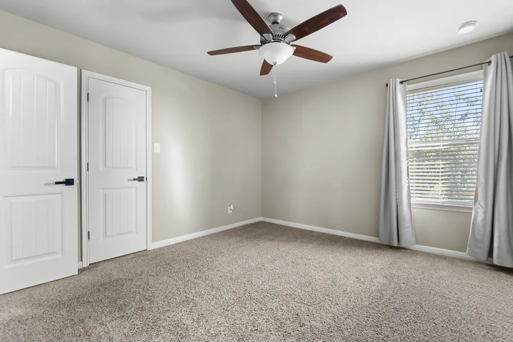 11921 Spoke Hollow Schertz, TX 78154