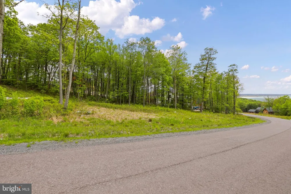 NORTH CAMP ROAD Mc Henry, MD 21541