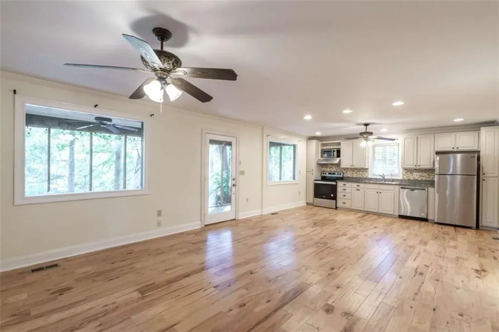 248 W River Bend Drive W Eatonton, GA 31024