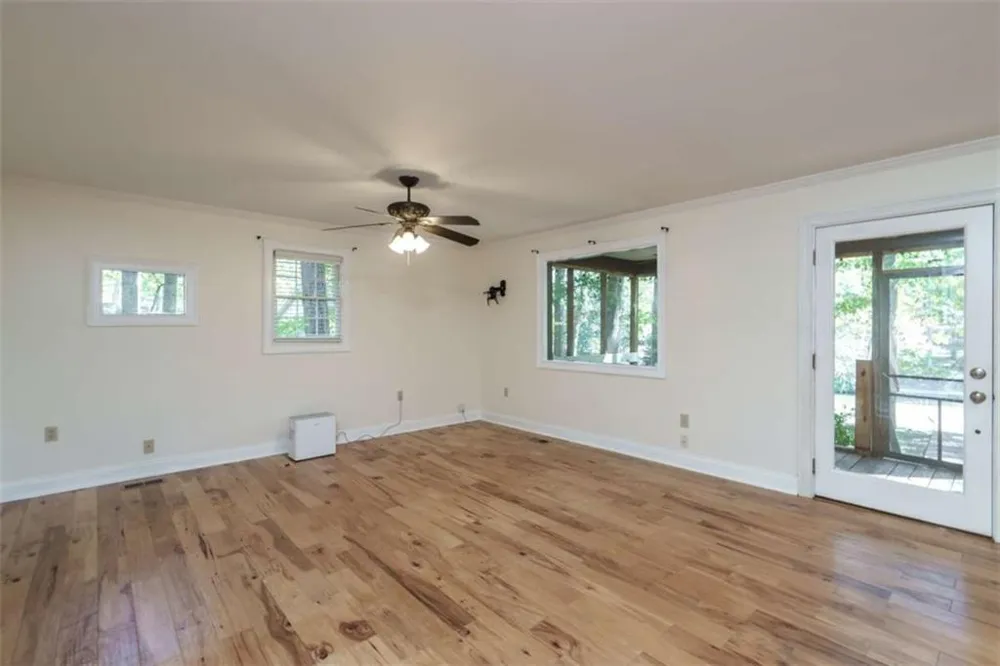 248 W River Bend Drive W Eatonton, GA 31024